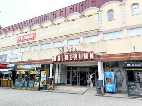 коммерческая по адресу Лесі Українки ул., 30
