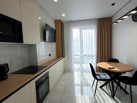 квартира за адресою Леоніда Перфецького вул., (Будинок 1)