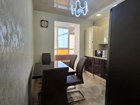 квартира за адресою Олександра Довженка вул., 21а