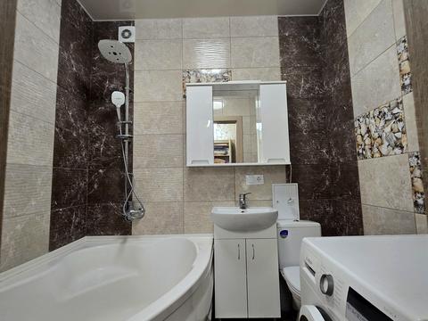 квартира за адресою Олександра Довженка вул., 21а