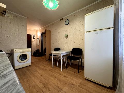 квартира за адресою Калинова вул., 61