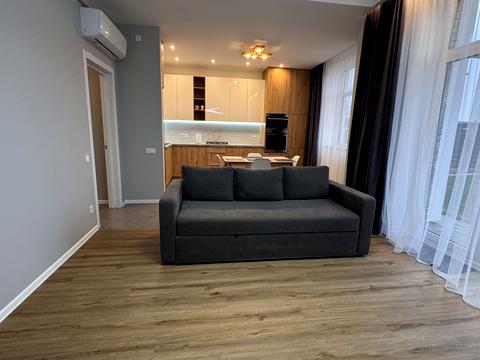 будинок за адресою с. Липники, Квітова, 2