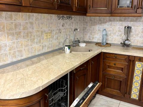 будинок за адресою Молодіжна вул., 25