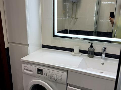 будинок за адресою Молодіжна вул., 25