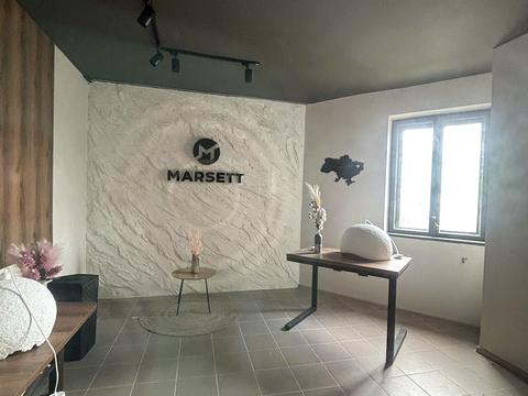 комерційна за адресою Миколи Леонтовича вул., 2а