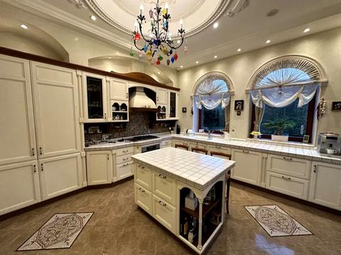 будинок за адресою Довга вул.