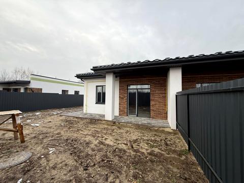 дом по адресу успішна, 21/2