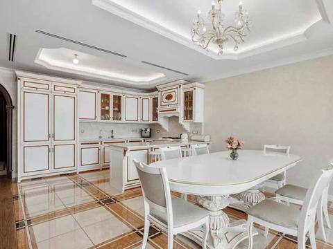 будинок за адресою Новоберегова вул.