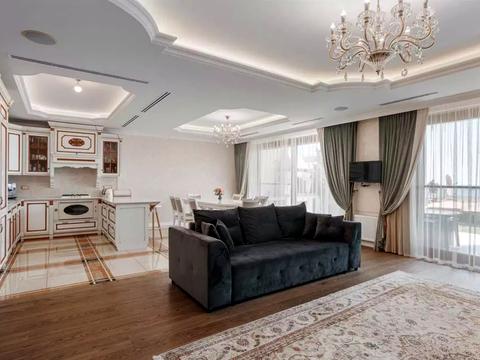 будинок за адресою Новоберегова вул.