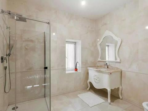 будинок за адресою Новоберегова вул.