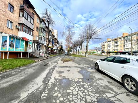 комерційна за адресою Київська вул., 51