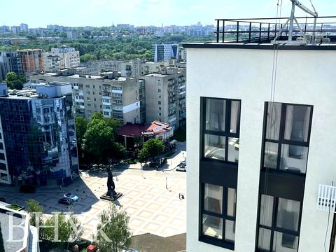 квартира за адресою Грушевського вул., 8