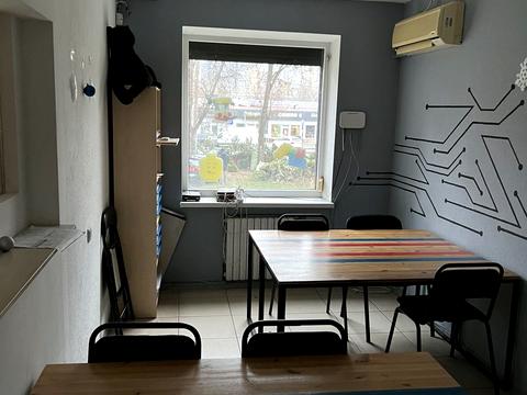 комерційна за адресою Дніпро, Героїв просп., 12