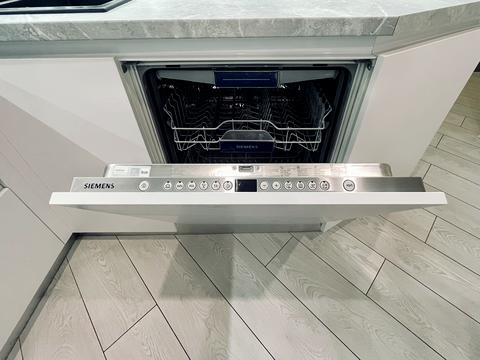 квартира по адресу Единства ул., 4