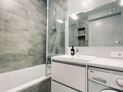 квартира по адресу Единства ул., 4