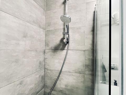 квартира по адресу Единства ул., 4