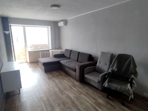 квартира за адресою Богдана Хмельницького просп. (Героїв Сталінграда), 4