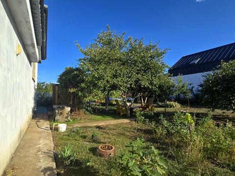 дом по адресу Каштановая ул., 27