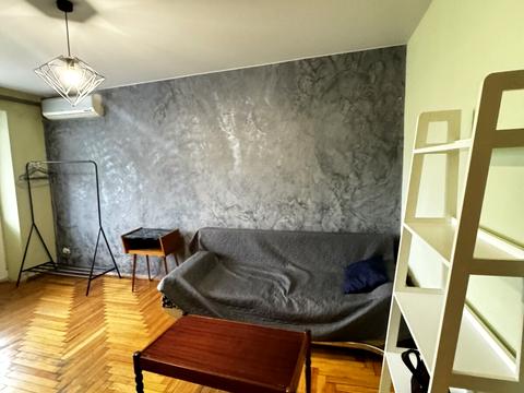 квартира по адресу Школьная ул. (Героев Сталинграда), 7