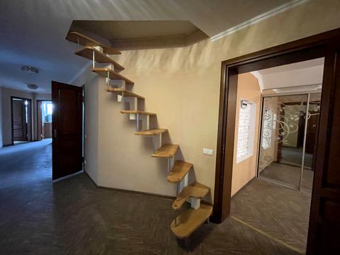 коммерческая по адресу Заболотного ул., 10