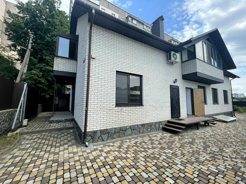 коммерческая по адресу Заболотного ул., 10