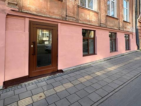 комерційна за адресою Тараса Шевченка вул., 11