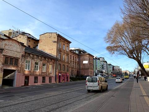 комерційна за адресою Тараса Шевченка вул., 11