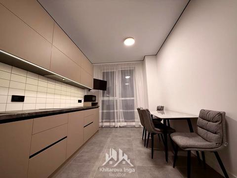 квартира за адресою Зоряний бульв., 1м