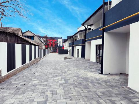 будинок за адресою Молодіжна вул.