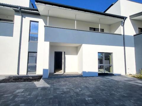 будинок за адресою Молодіжна вул.