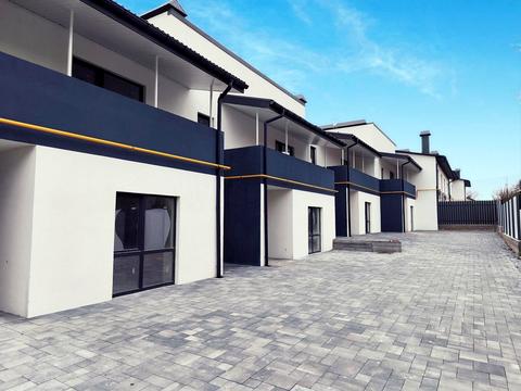 будинок за адресою Молодіжна вул.