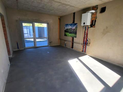 будинок за адресою Молодіжна вул.