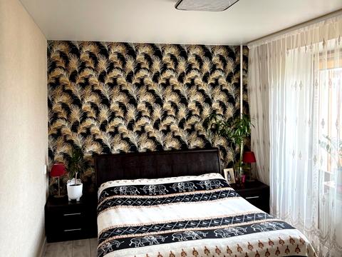 квартира за адресою Космонавтів вул., 8