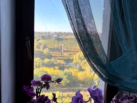 квартира за адресою Космонавтів вул., 8