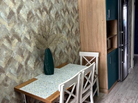 квартира за адресою Космонавтів вул., 8