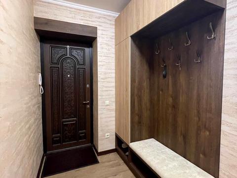 квартира за адресою Академіка Володимира Гнатюка вул. (), 3