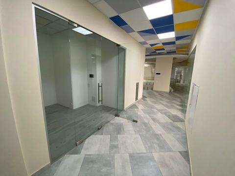 комерційна за адресою Львів, Трускавецька вул., 2б