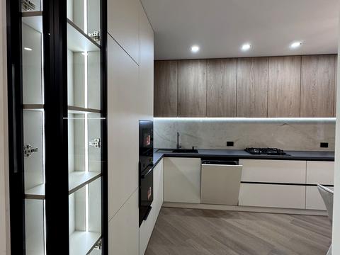 квартира по адресу Юліана Пелеша ул., 3