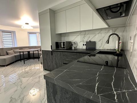 квартира за адресою Довженка вул., 24