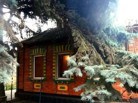 будинок за адресою Кривий Ріг, Дежньова вул., 12