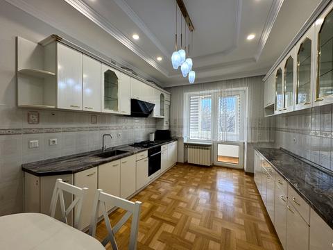 квартира по адресу Небесной Сотни ул. (Івана Стасюка), 2-Б