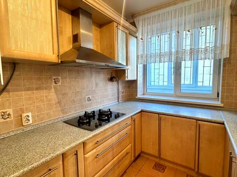 квартира за адресою Військова вул., 2