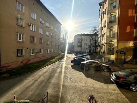 квартира за адресою Військова вул., 2