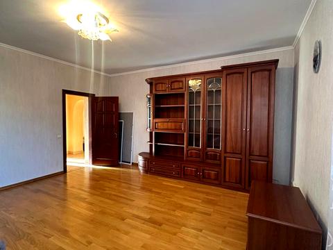 квартира за адресою Військова вул., 2