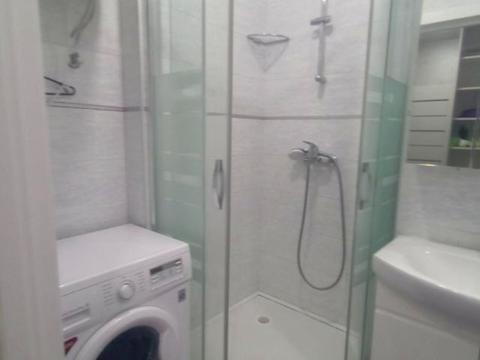 квартира за адресою Небесної Сотні просп. (Маршала Жукова), 100