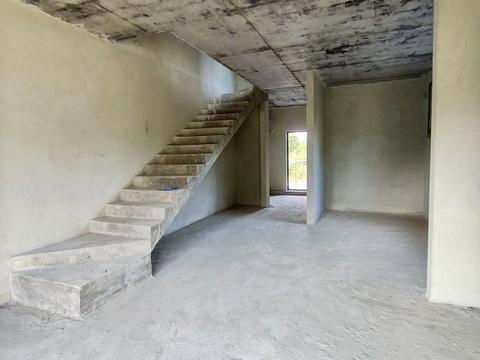 будинок за адресою Нагірних вул.