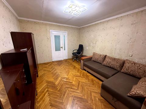 квартира за адресою Гетьмана Івана Мазепи вул. (Топольна), 17