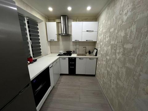 квартира за адресою В'ячеслава Чорновола вул. (Юрія Савченка), 97-Б