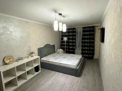 квартира за адресою В'ячеслава Чорновола вул. (Юрія Савченка), 97-Б