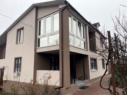 будинок за адресою Липова, 2